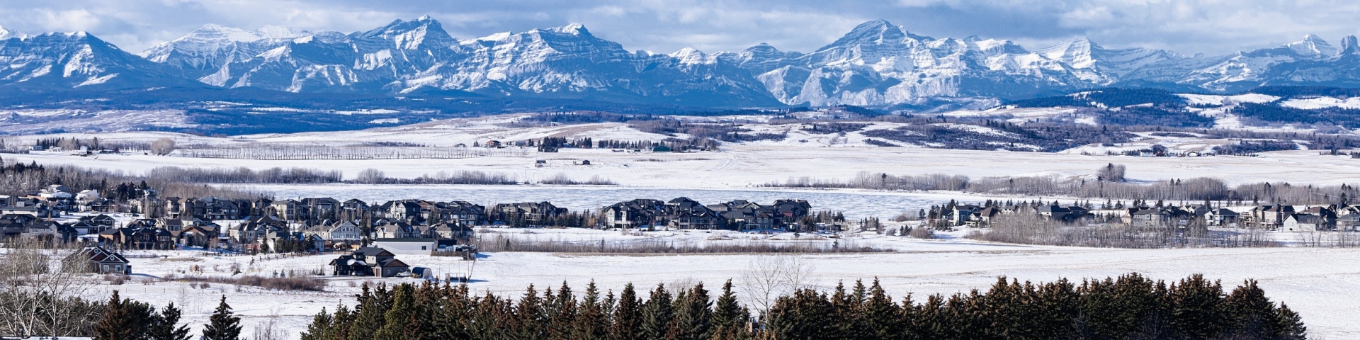 Cochrane Lake in the middle of winter